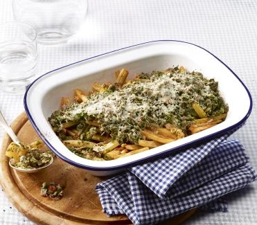 2013-10-stangensellerie-gratin-mit-schinken-und-erbsen